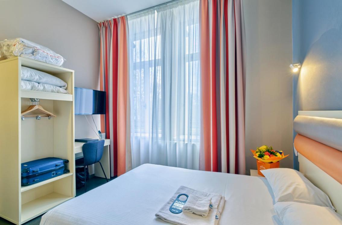 Adonis Hotel Strasburg Zewnętrze zdjęcie